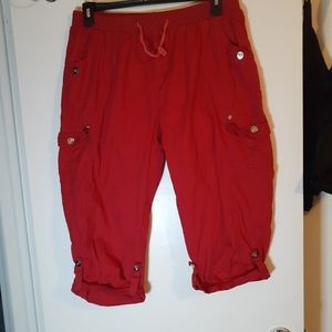 3X red cargo capris